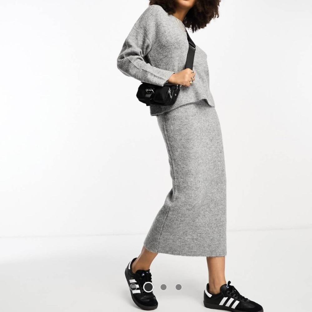 ASOS skirt and shirt set!! Soft comfortable and cool
